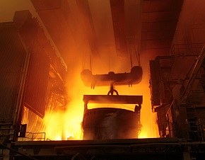 Япония увеличивает выплавку стали
