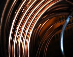 WBMS: профицит на рынке меди в августе достиг 0,159 млн. тонн